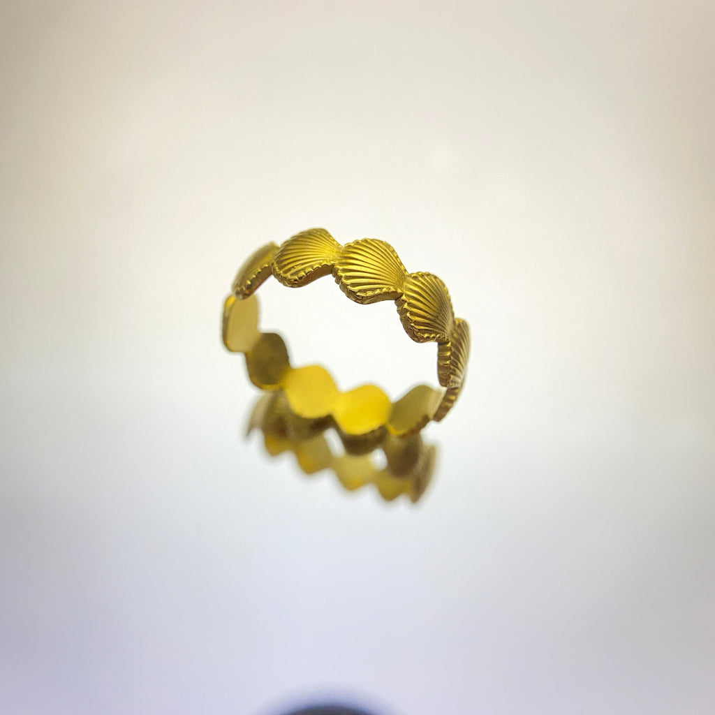 Shell Band Ring