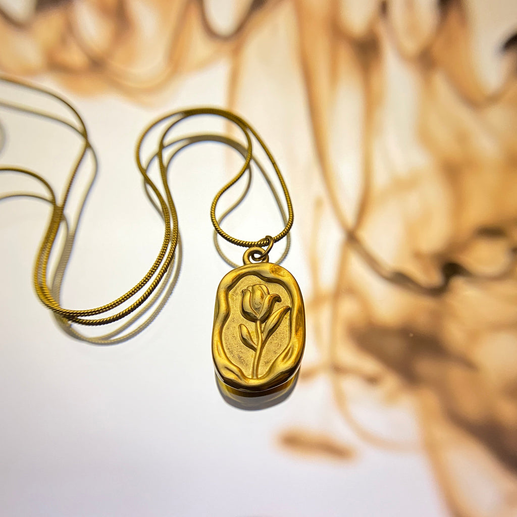 Rosy Chain