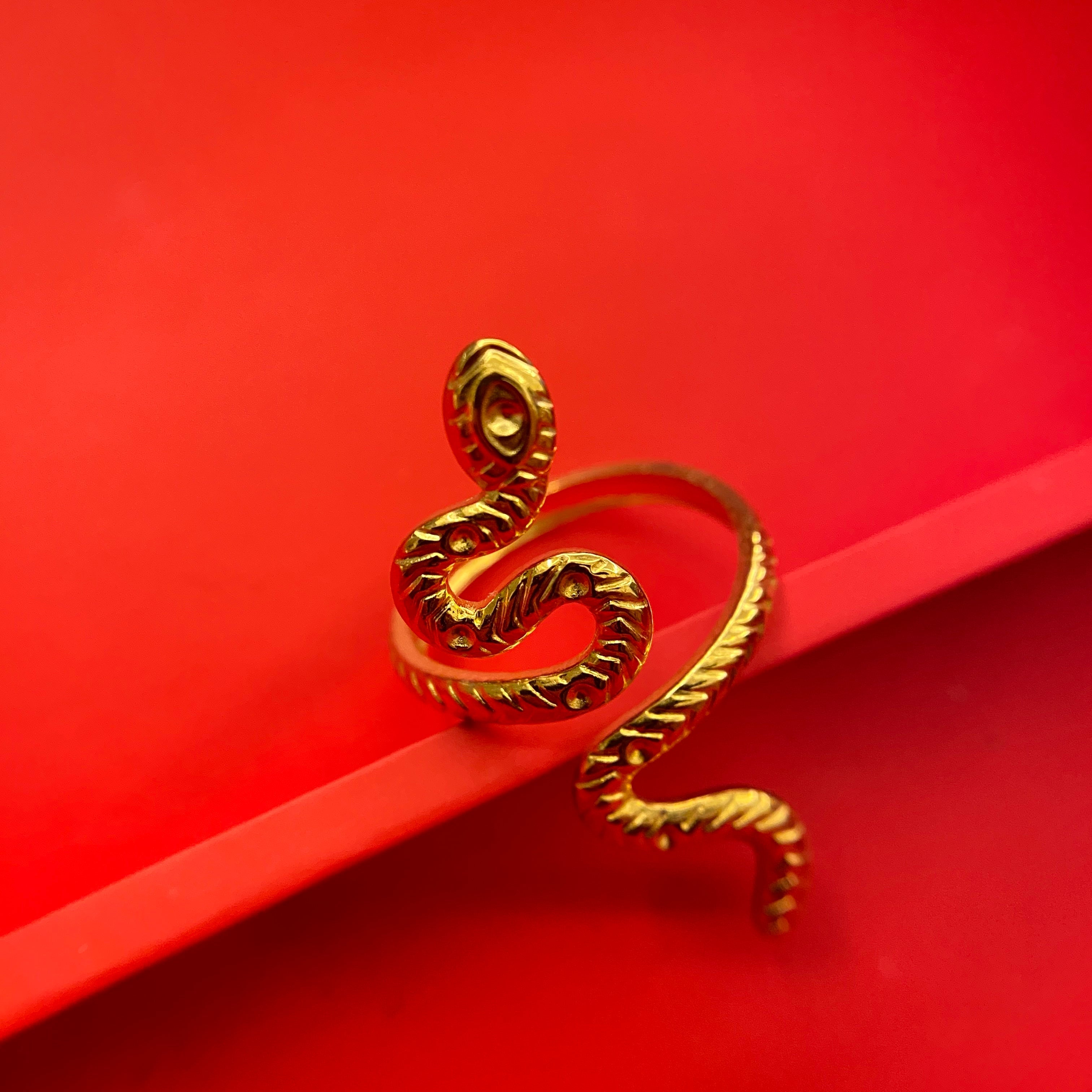 Viper Wrap Ring